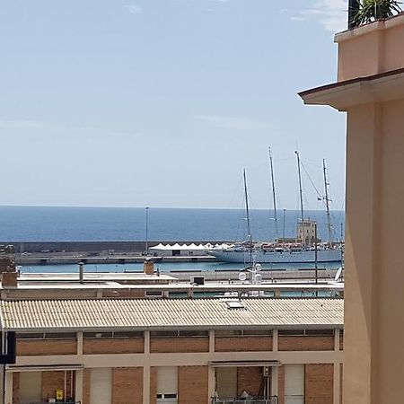 Appartamenti Doria Civitavecchia Exteriör bild